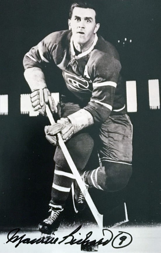 (PAST AUCTION) <br> LOT 67:  MAURICE RICHARD AUTOGRAPHED 6X8 PHOTO