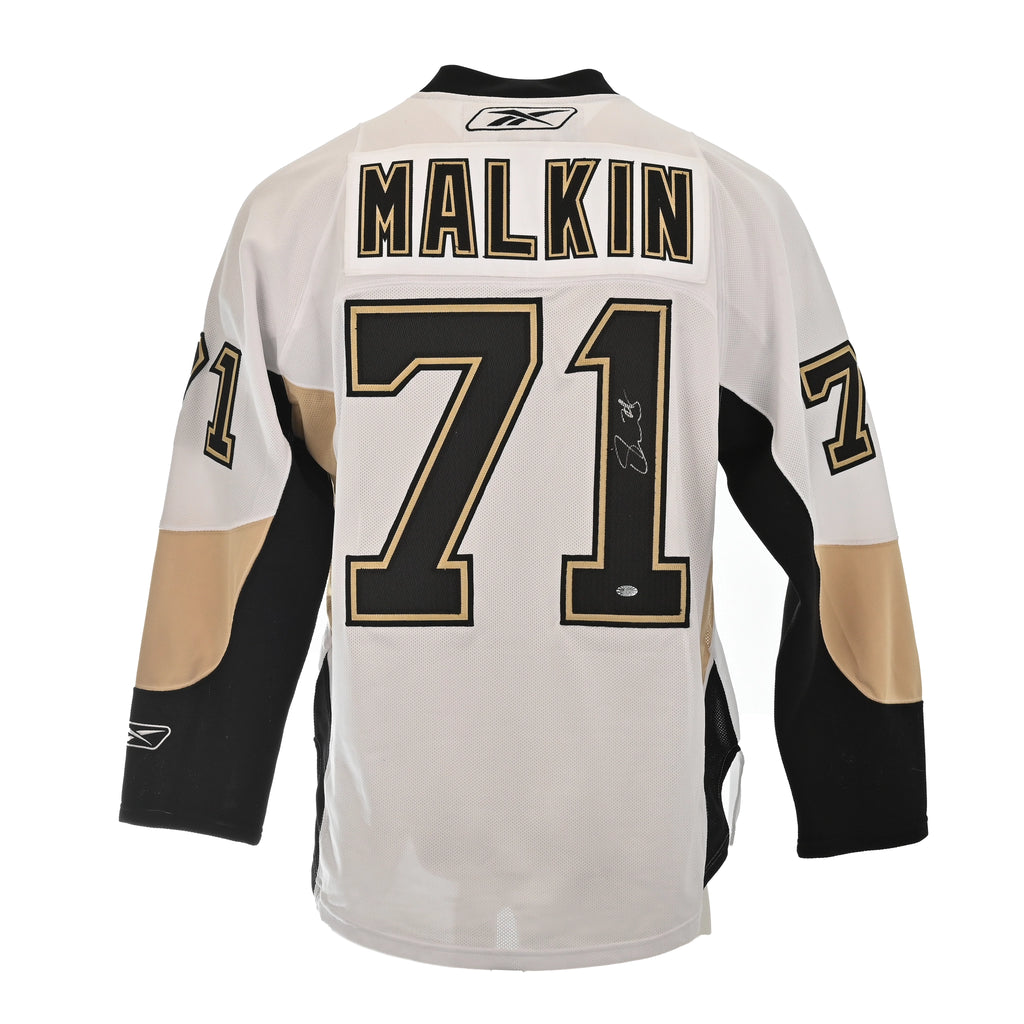 LOT 48: EVGENI MALKIN AUTOGRAPHED WHITE REEBOK JERSEY