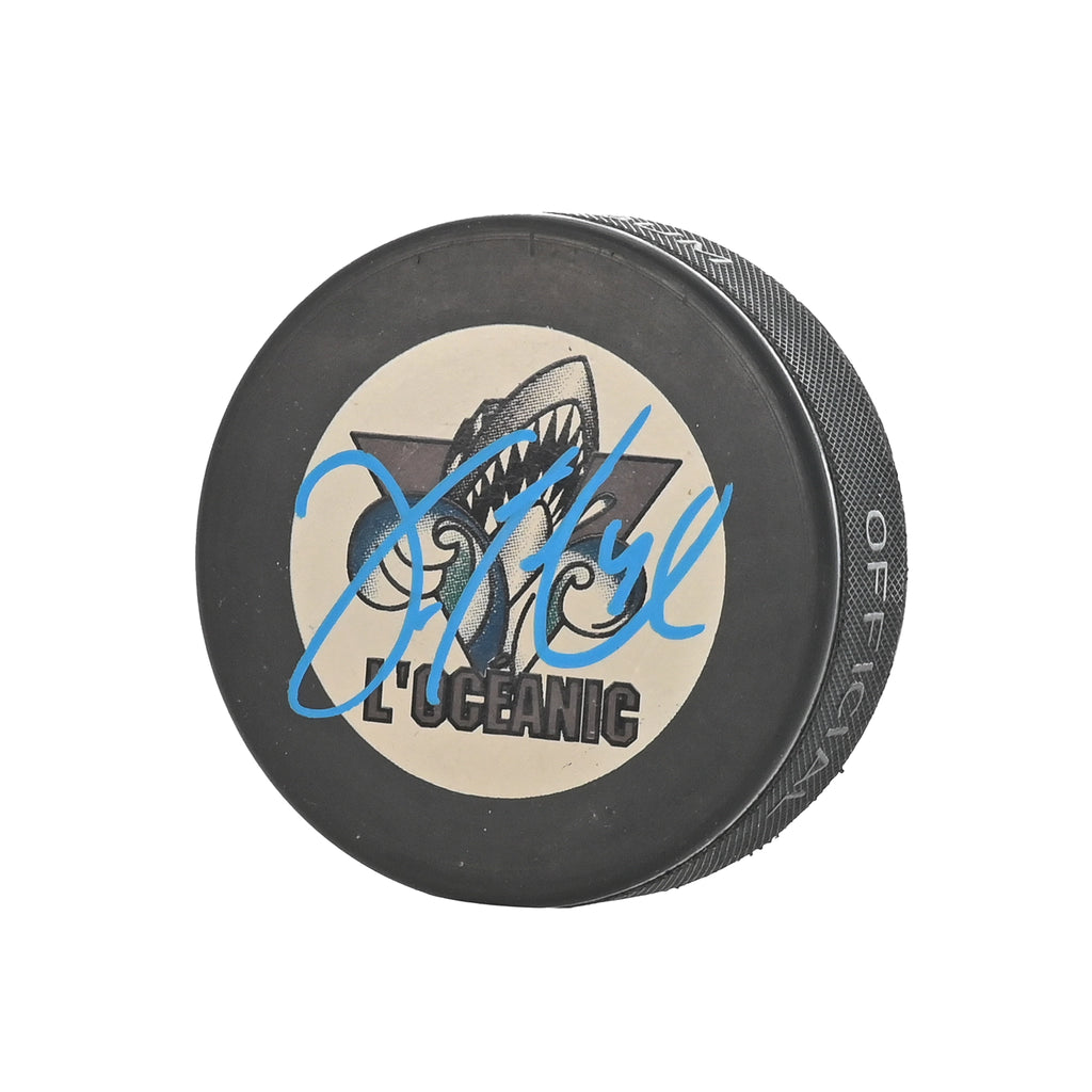 LOT 50: VINCENT LECAVALIER AUTOGRAPHED PUCK