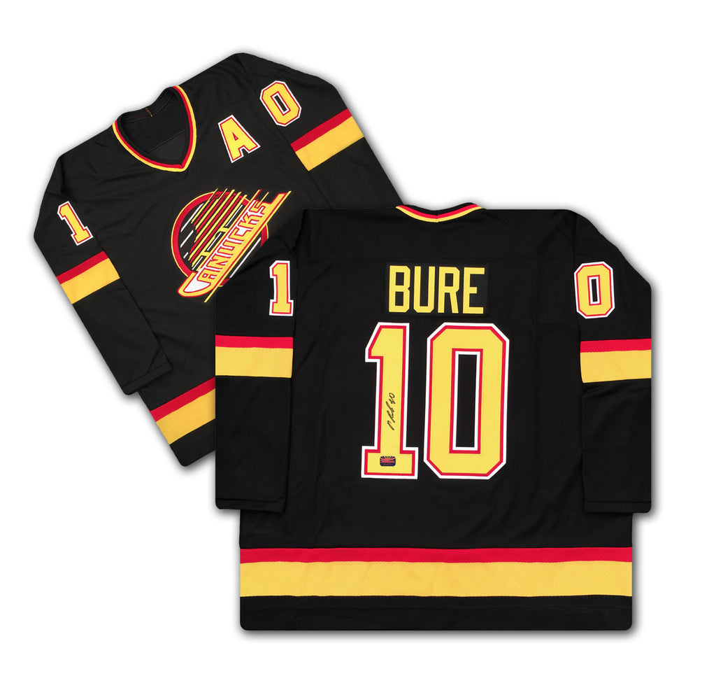 (PAST AUCTION) <br> Lot 35: Pavel Bure Autographed Retro Black Fanatics Vintage Jersey - Vancouver Canucks