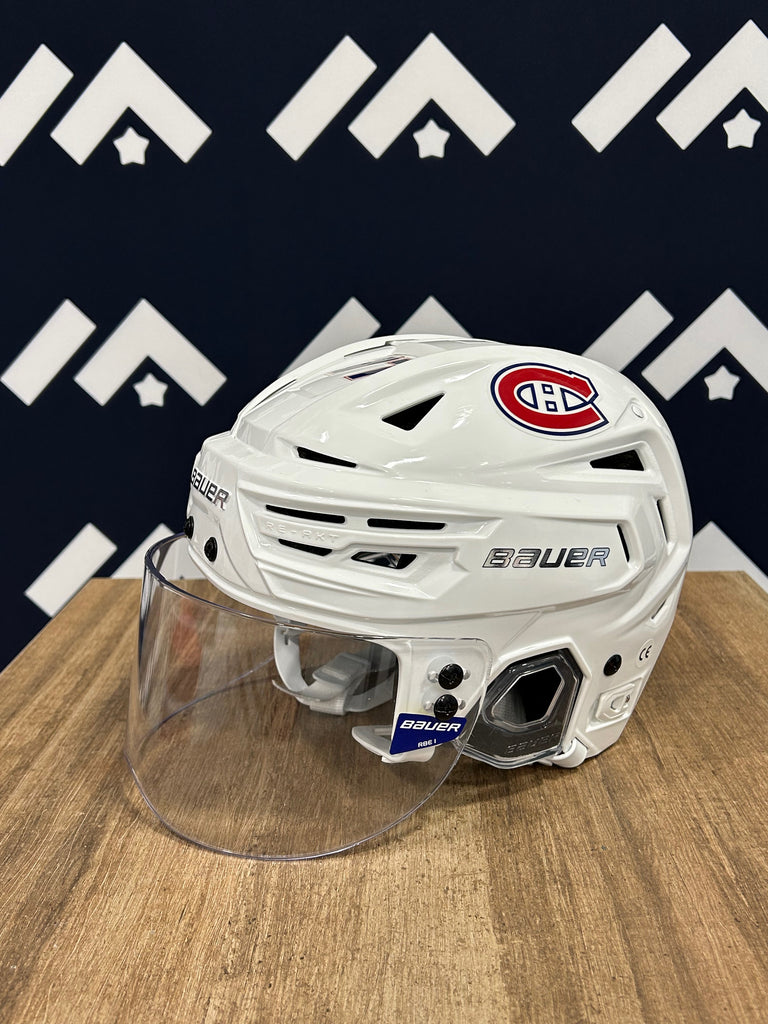 (PAST AUCTION) <br>Kirby Dach Autographed White Replica Helmet