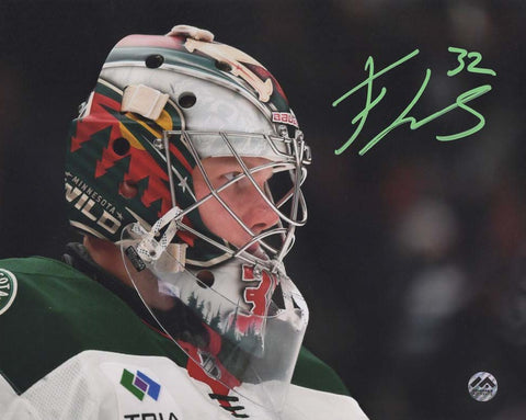 Filip Gustavsson Autographed 8x10 Photo - CloseUp