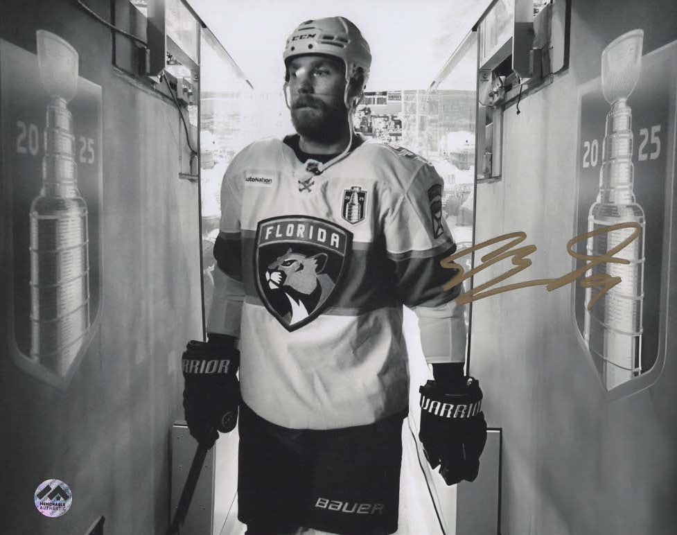 Sam Bennett Autographed 8x10 Photo - B&W