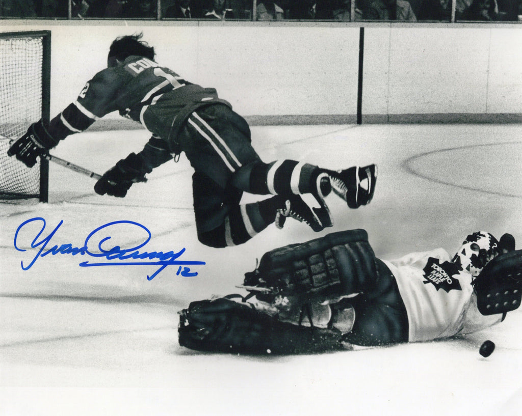 Yvan Cournoyer Autographed 8x10 Photo - Action