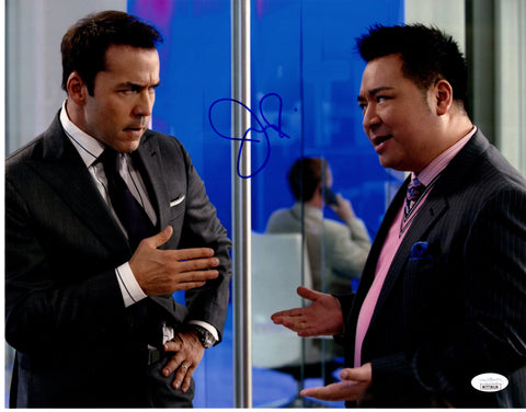 Jeremy Piven Autographed 11x14 Photo - Entourage (2)