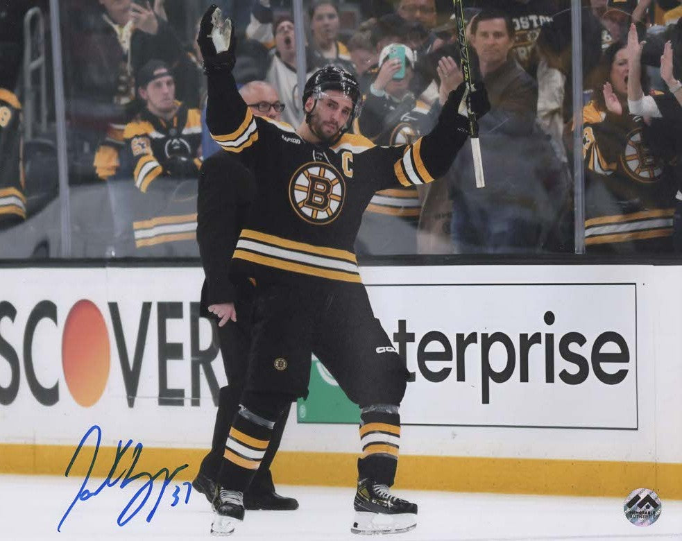 Patrice Bergeron Autographié Photo 8x10 - Dernier jeu
